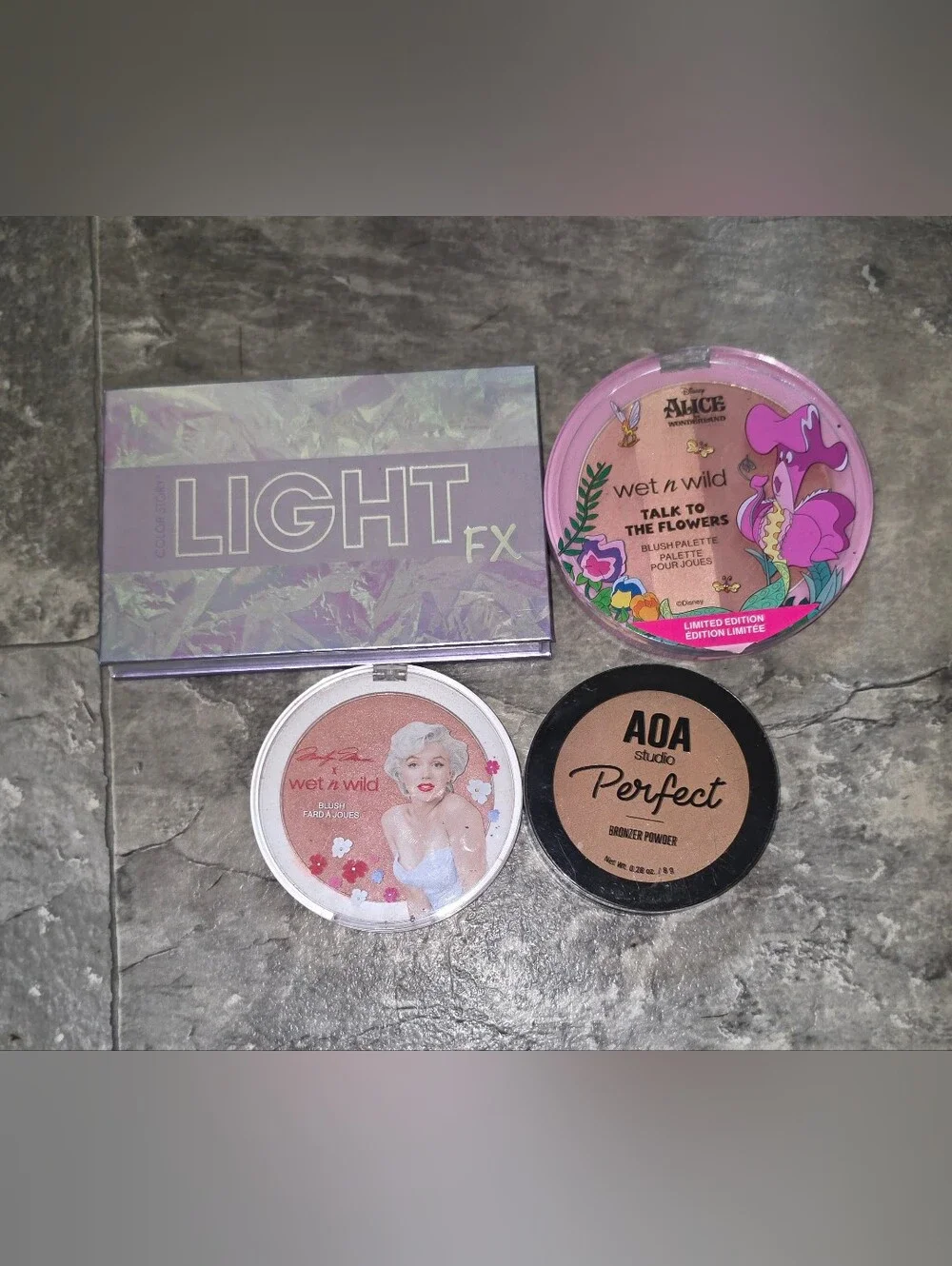 Makeup Bundle- Highlighter Palette, Blush & Bronzer
